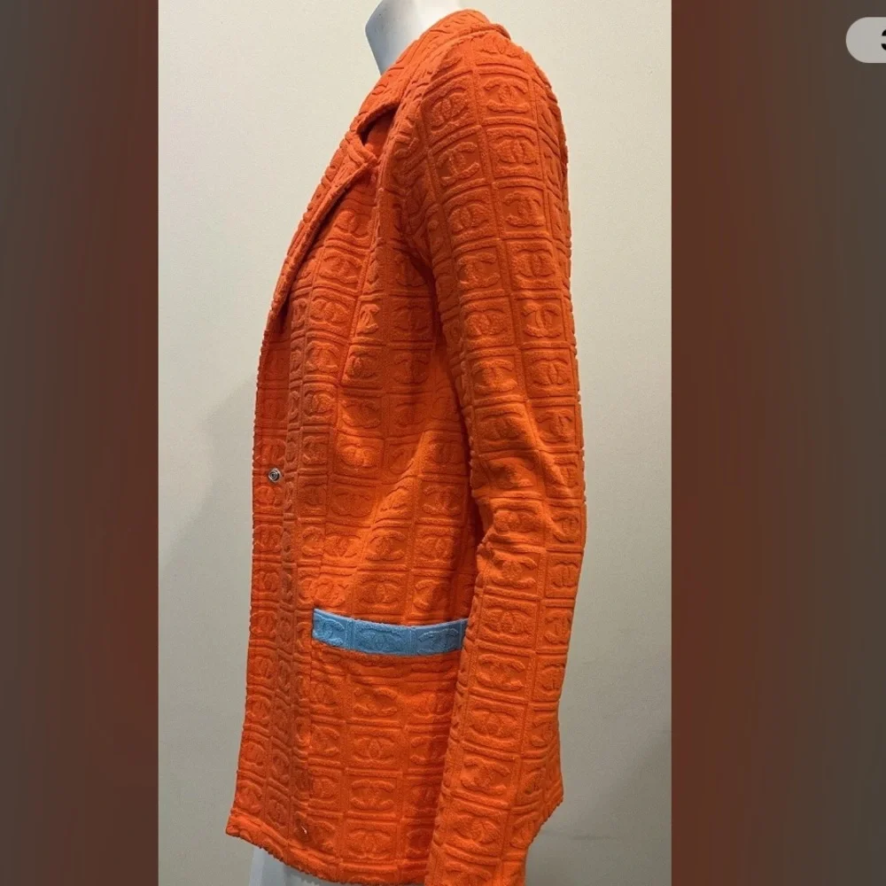 Summer vintage Chanel terry cloth blazer cc logo embossed